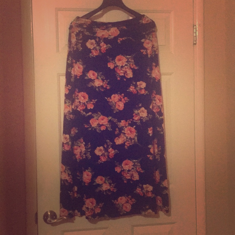 Floral maxi skirt